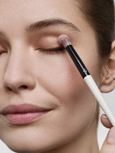 Eye Blender Brush 05