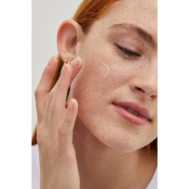 "Re"evolve Radiance Locking Primer